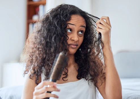 How to fix frizzy hair in humid weather