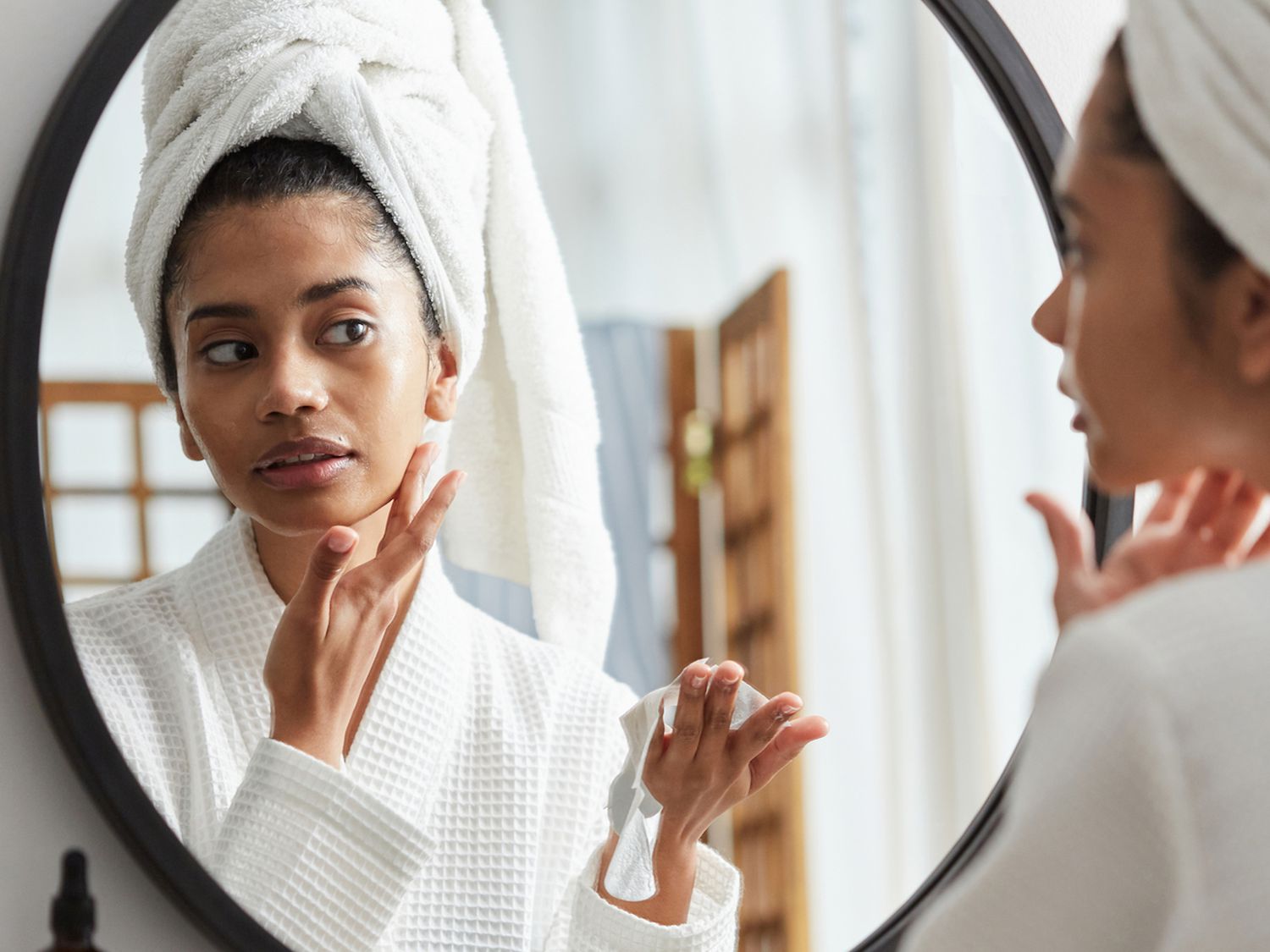 Nighttime skincare routine for women over 40